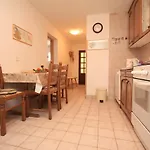Marketa * Gornji Dingač