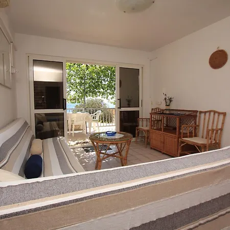 Marketa * Gornji Dingac